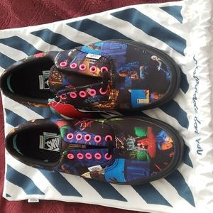 ❤Vans x Beetlejuice shoes❤